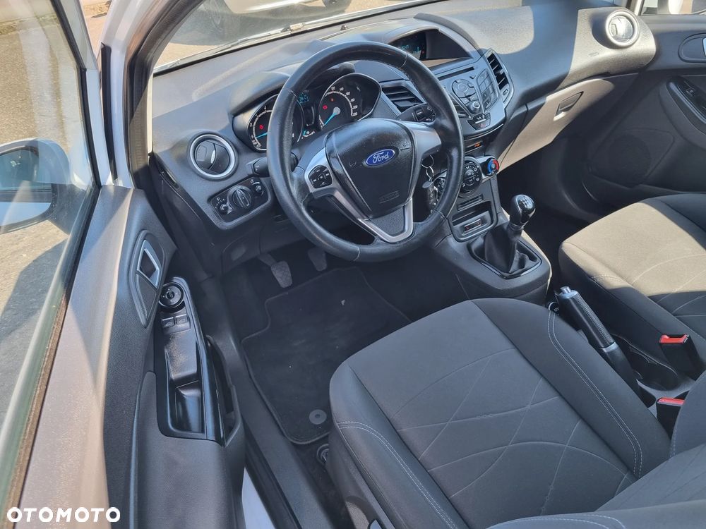 Ford Fiesta 1.25 Gold X EU5 - 9