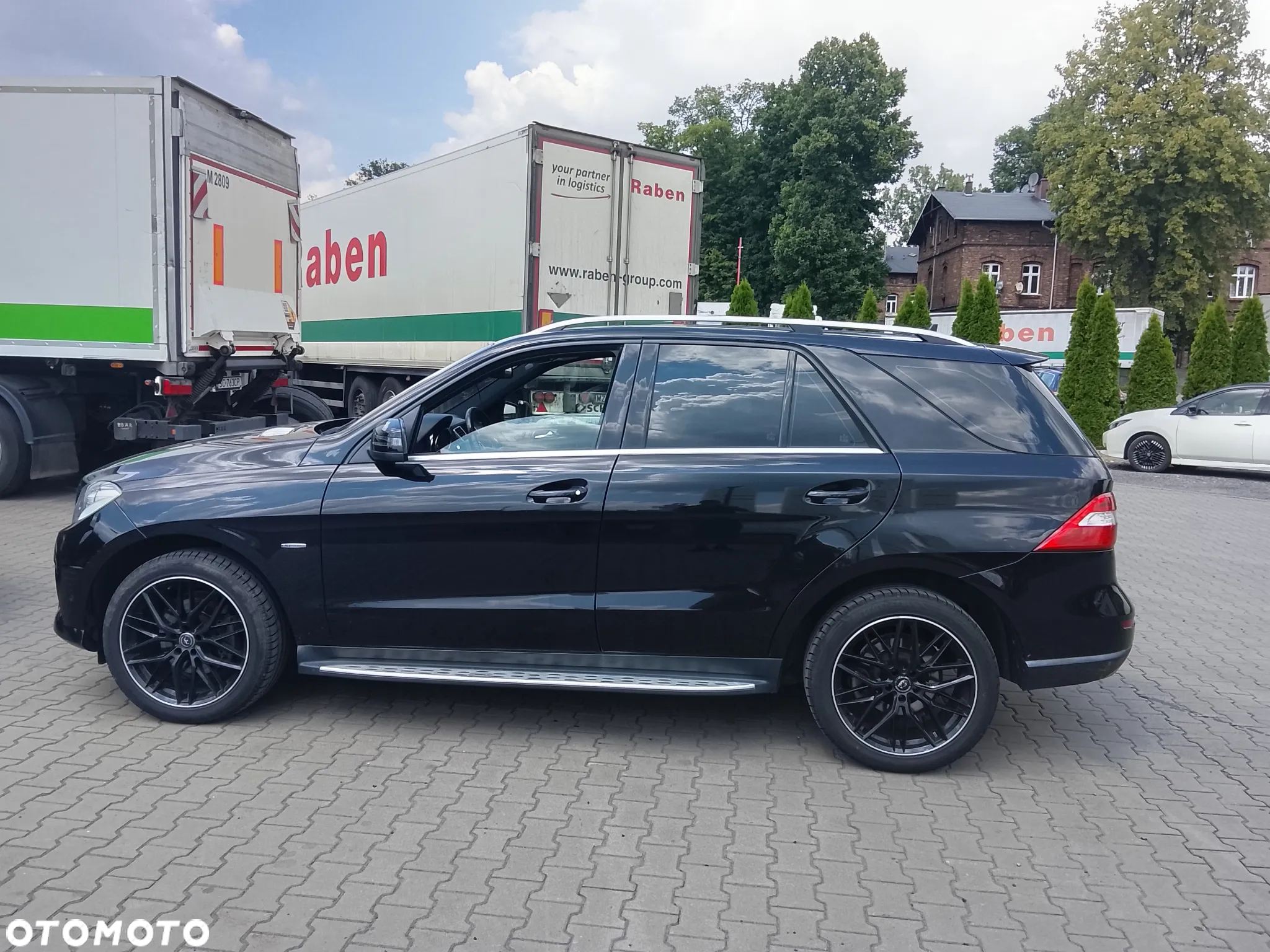 Mercedes-Benz ML 350 BlueTec 4-Matic - 8