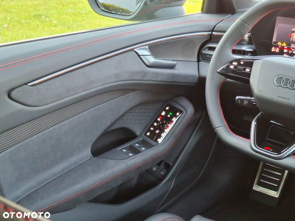 Audi A6 Avant - 16