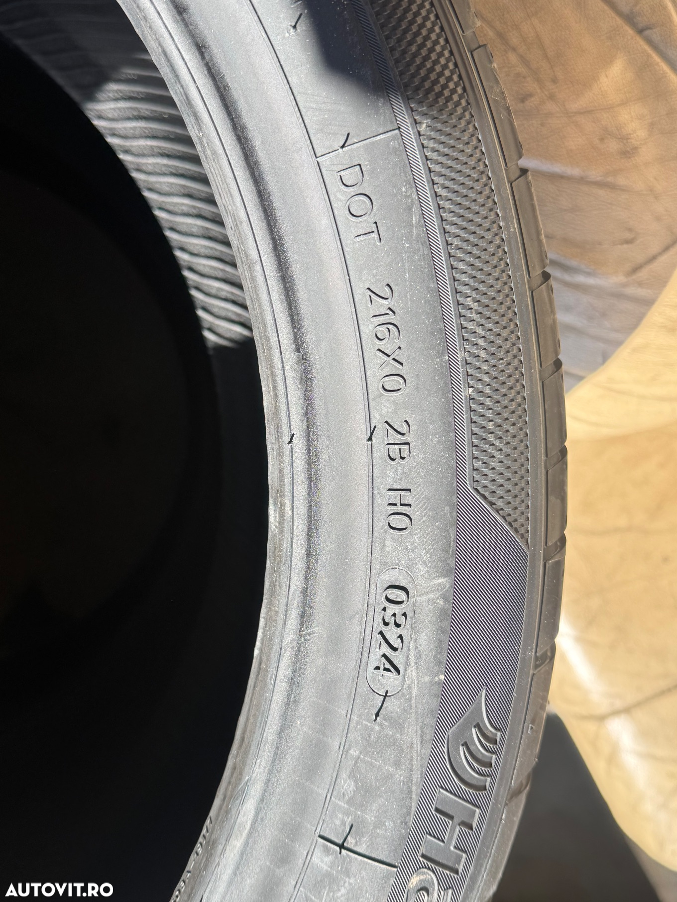 Vând set anvelope 225/45/19-255/40/19 hankook de vară cu runflat și steluță BMW noi - 6