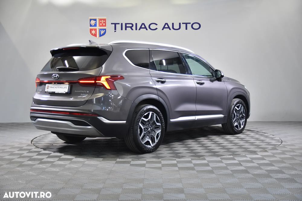 Hyundai Santa Fe - 5