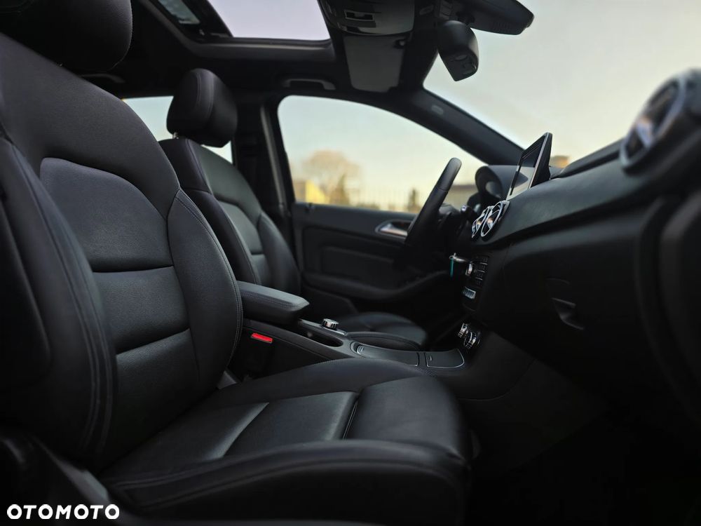 Mercedes-Benz Klasa B - 25