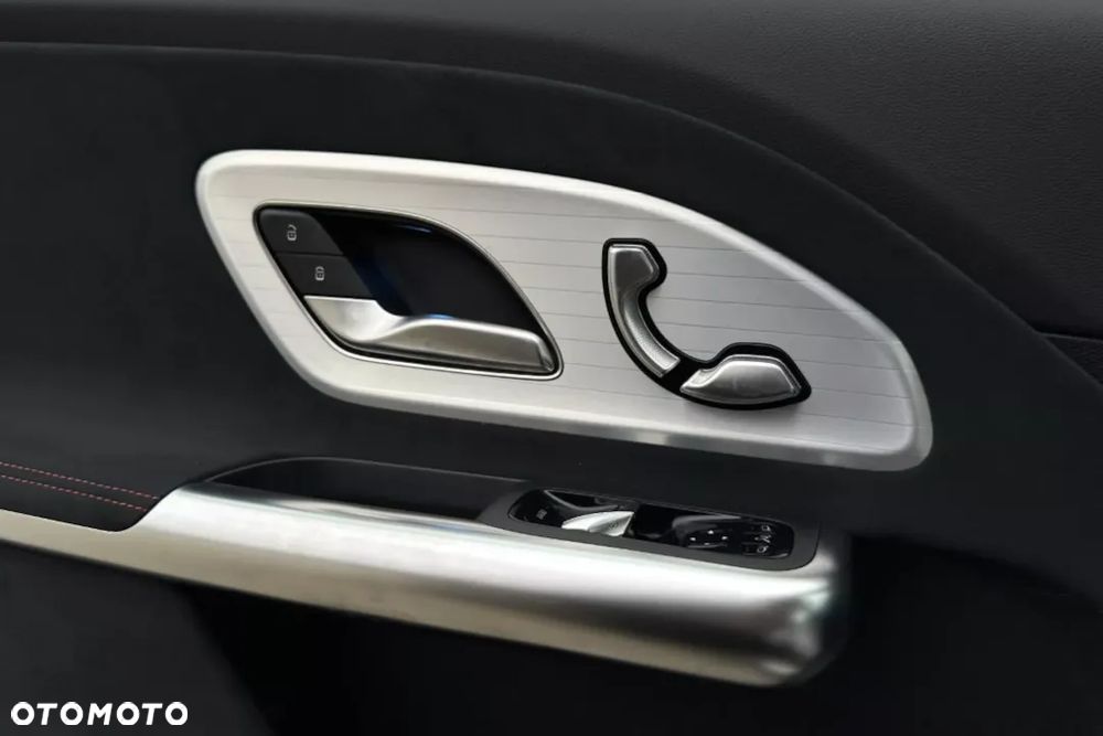 Mercedes-Benz GLB 250+ EQ - 19