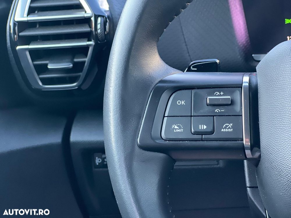 Citroën C4 1.2 PureTech S&S EAT8 Shine - 10
