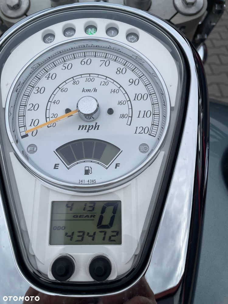 Suzuki Boulevard - 15
