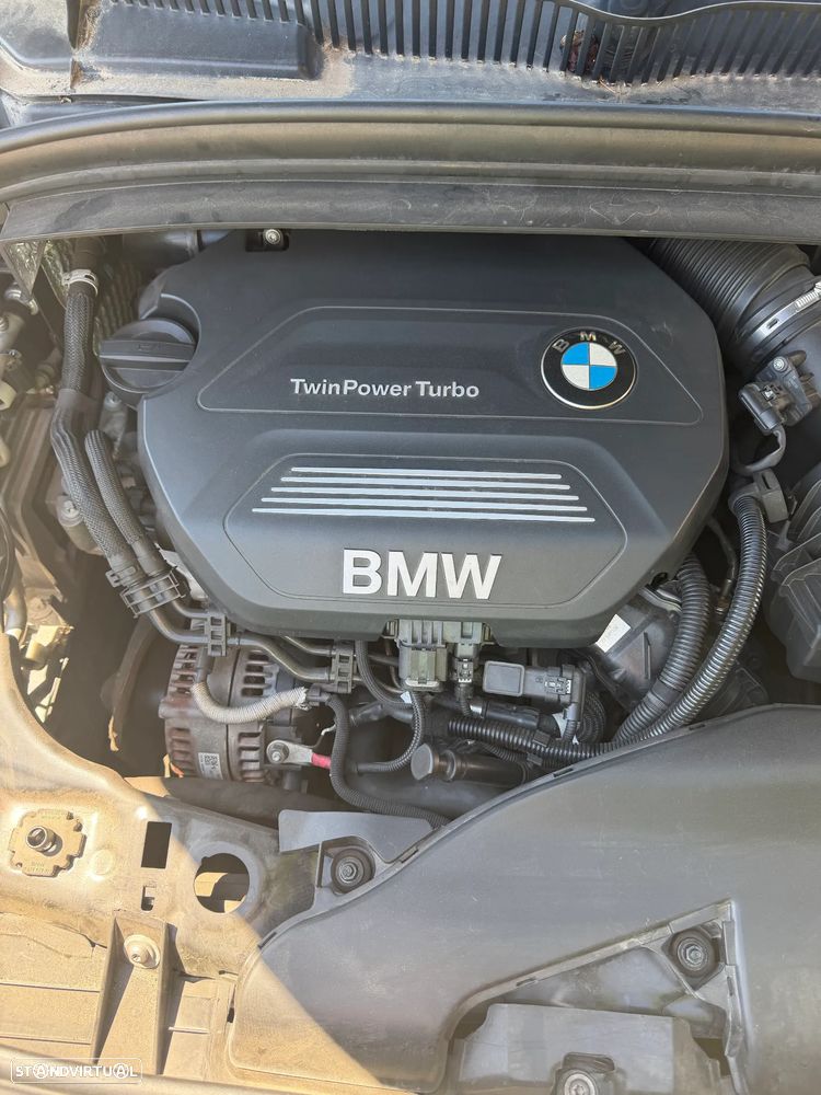 BMW 216 Active Tourer d Luxury Line - 4