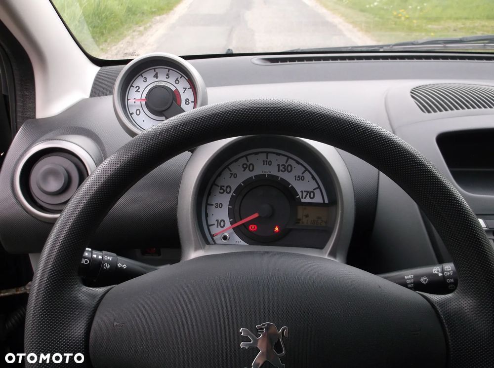Peugeot 107 - 16