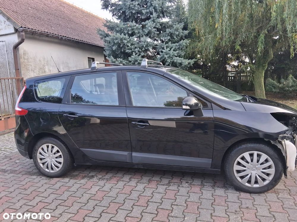 Renault Grand Scenic Energy dCi 110 Start & Stop Expression - 13
