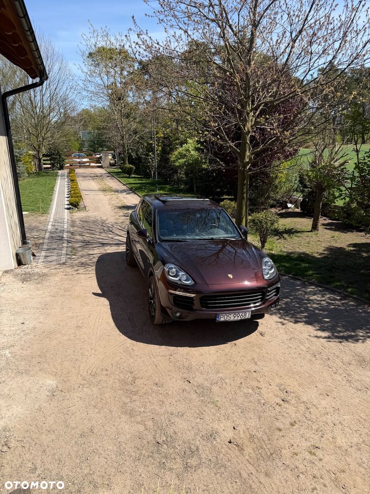 Porsche Cayenne S Hybrid - 3