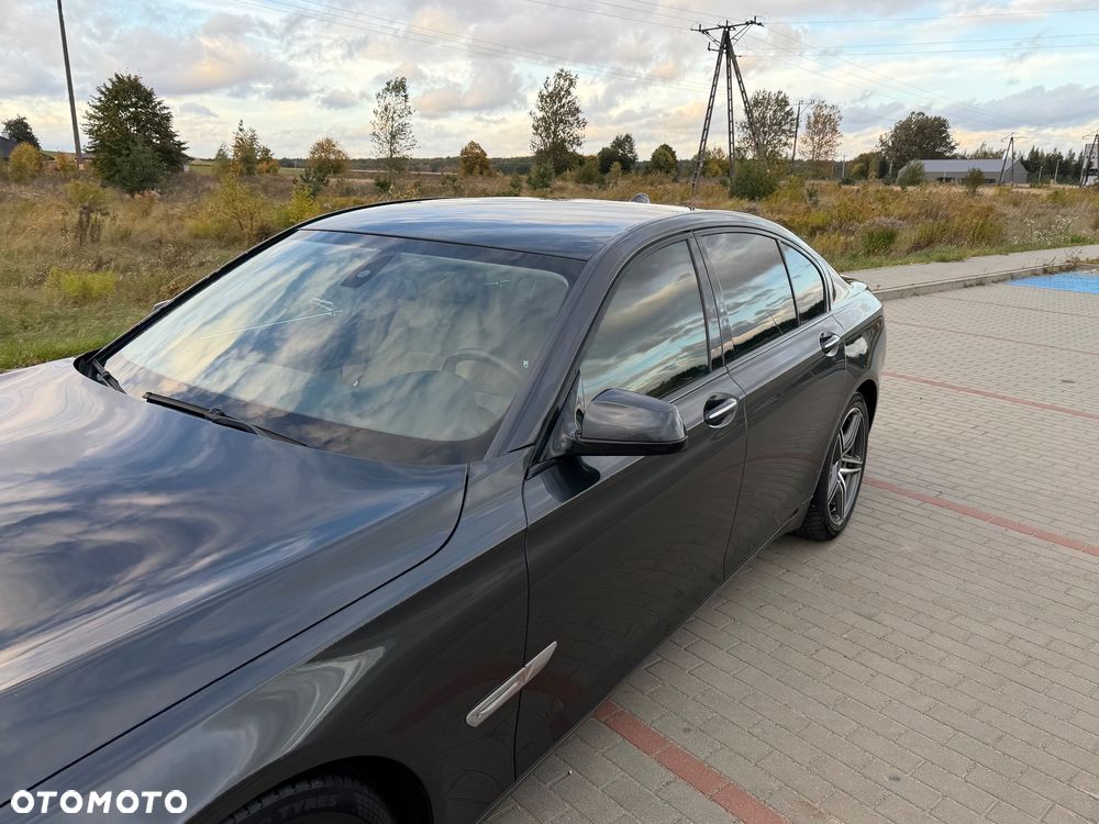 BMW Seria 7 730d - 29