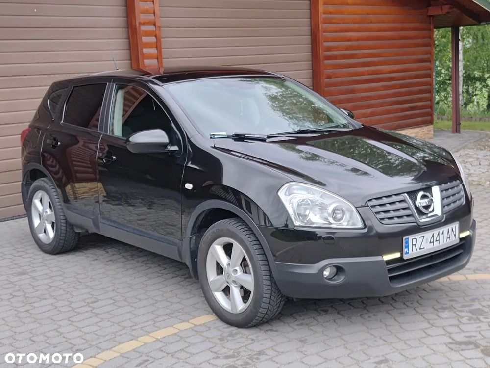 Nissan Qashqai 2.0 dCi 4x4 Tekna - 2