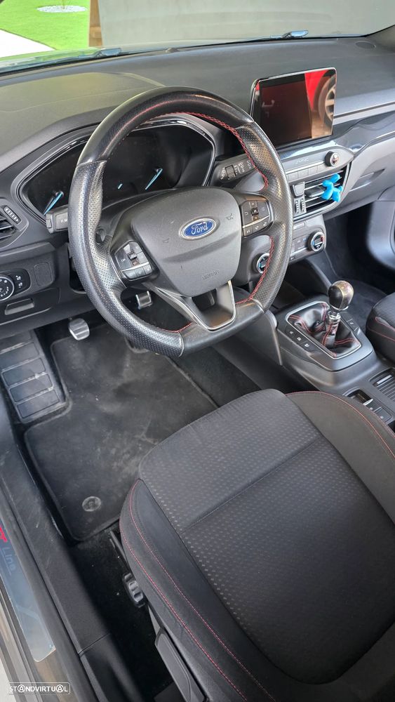 Ford Focus SW 1.5 TDCi ST-Line - 7