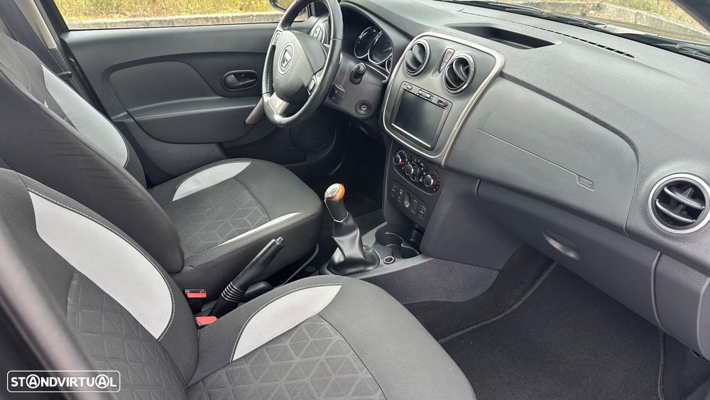 Dacia Sandero Stepway dCi 90 Ambiance - 18