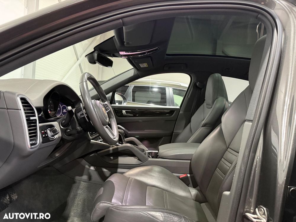 Porsche Cayenne Coupe Tiptronic S - 11