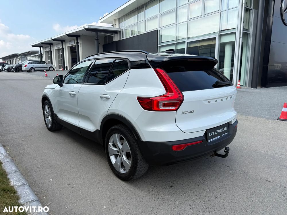 Volvo XC 40 B4 B AWD DKG RDesign - 4