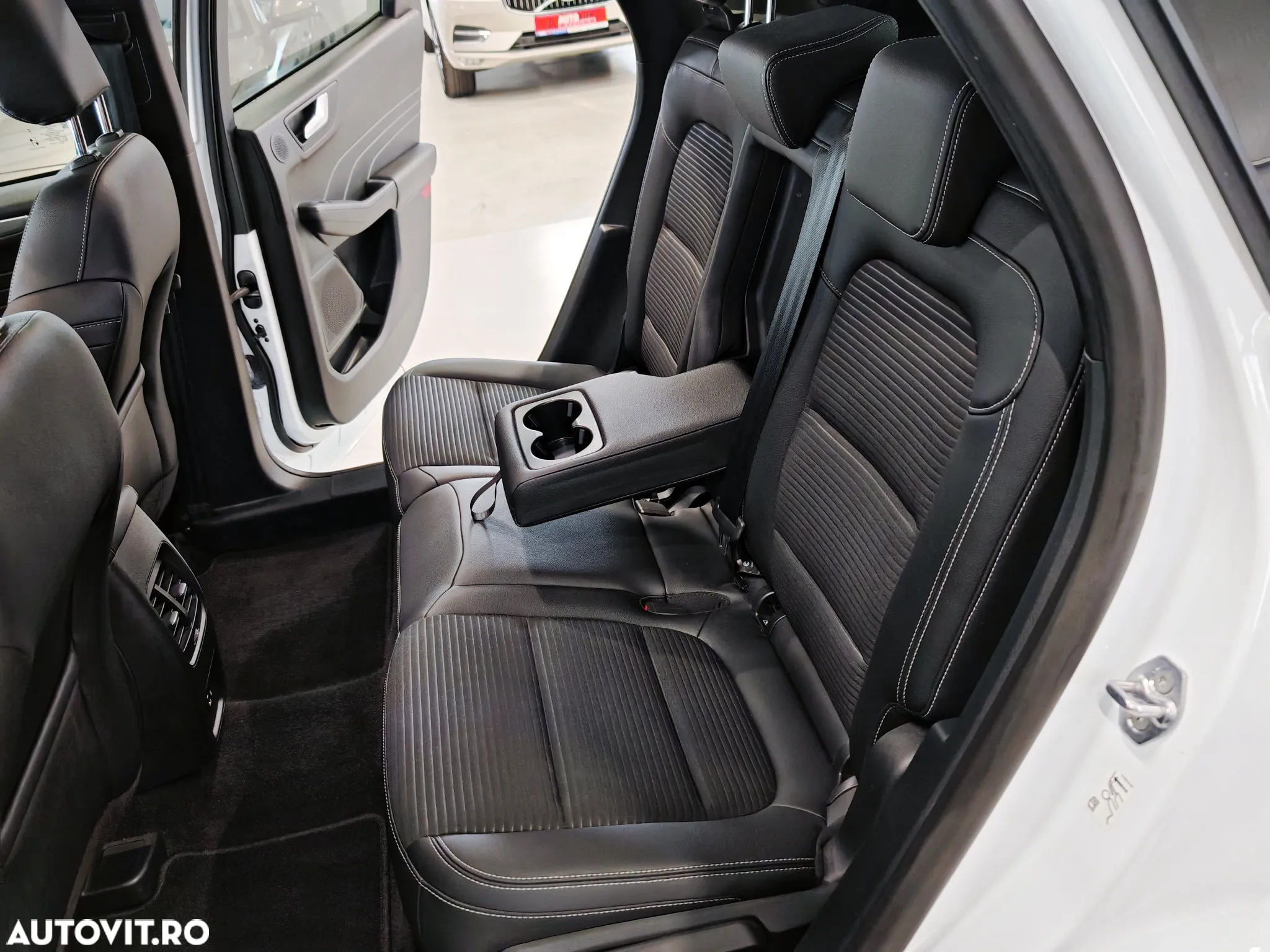 Ford Kuga 2.5 Duratec PHEV Titanium X - 28