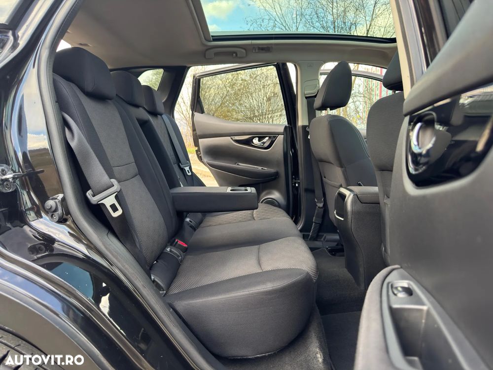 Nissan Qashqai 1.5 DCI TEKNA - 33