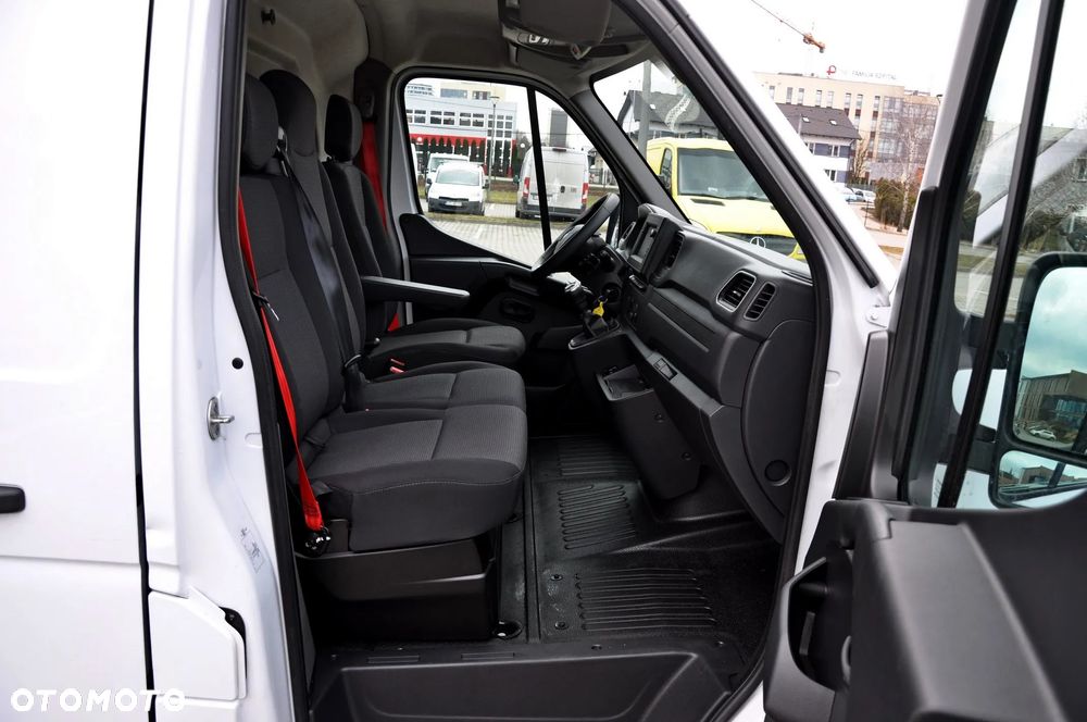 Renault Master - 30