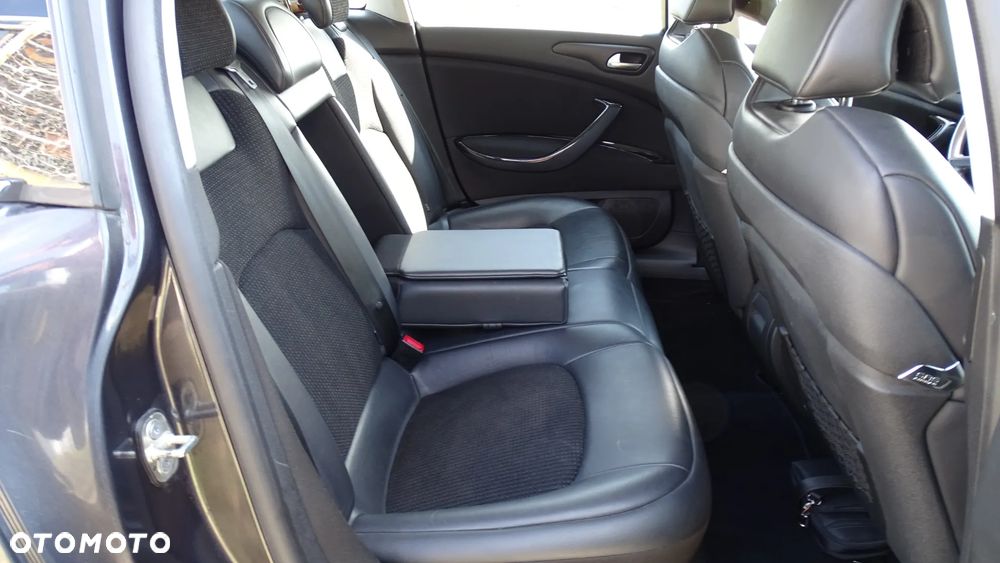 Citroën C5 HDi 165 FAP Exclusive - 19