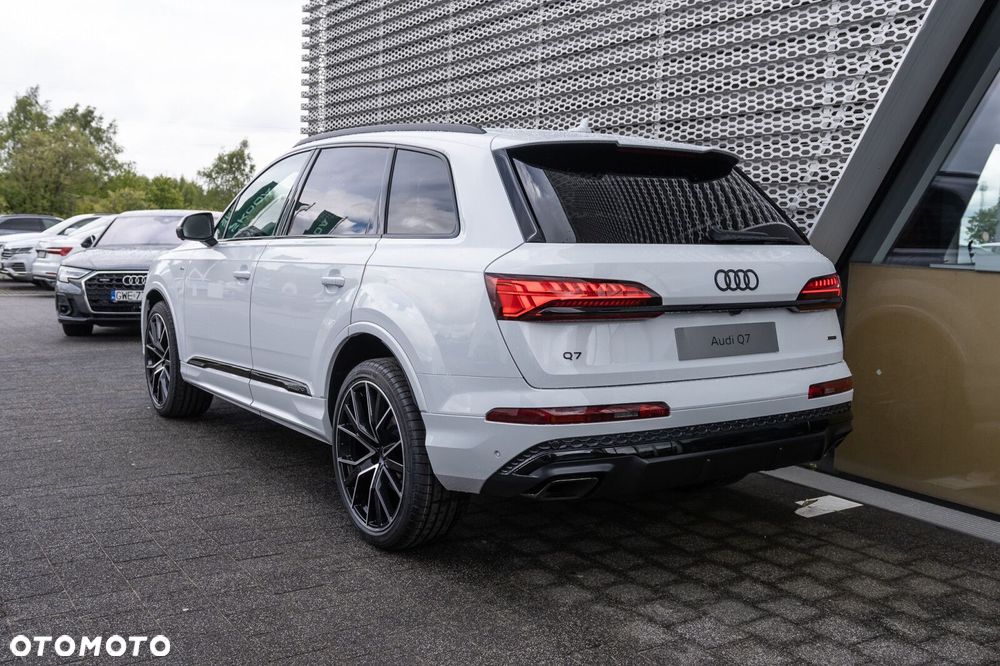 Audi Q7 - 4