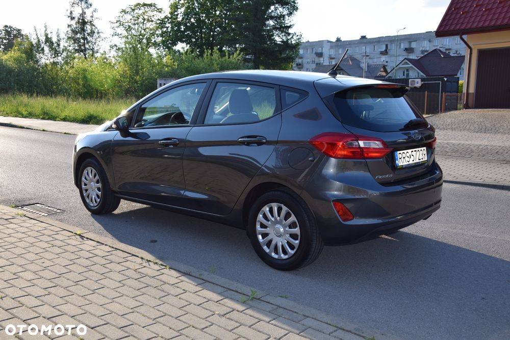 Ford Fiesta - 6