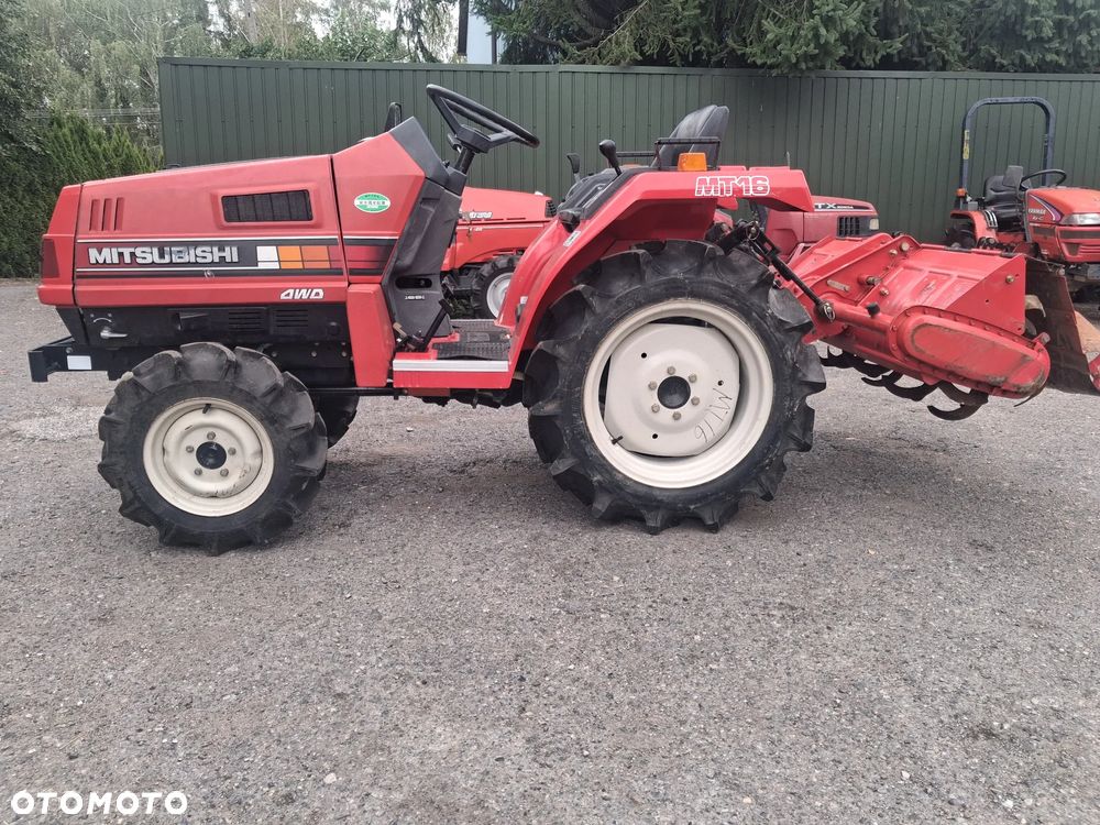 Mitsubishi Mt16 - 1