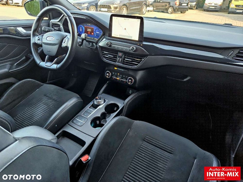 Ford Focus - 23