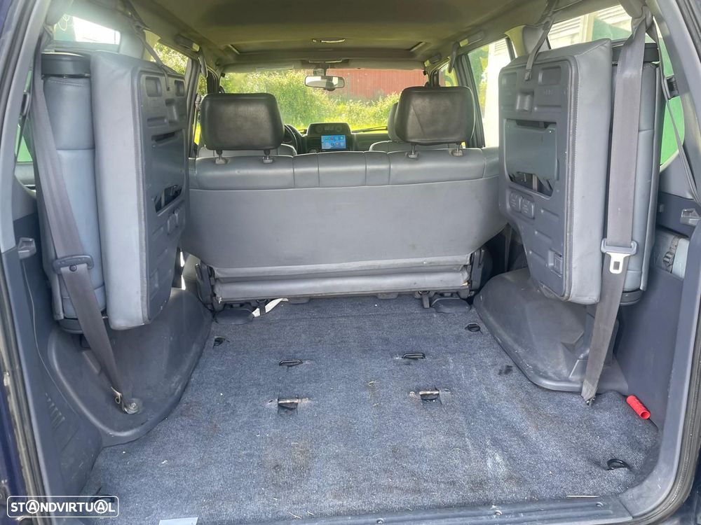 Toyota Land Cruiser - 12