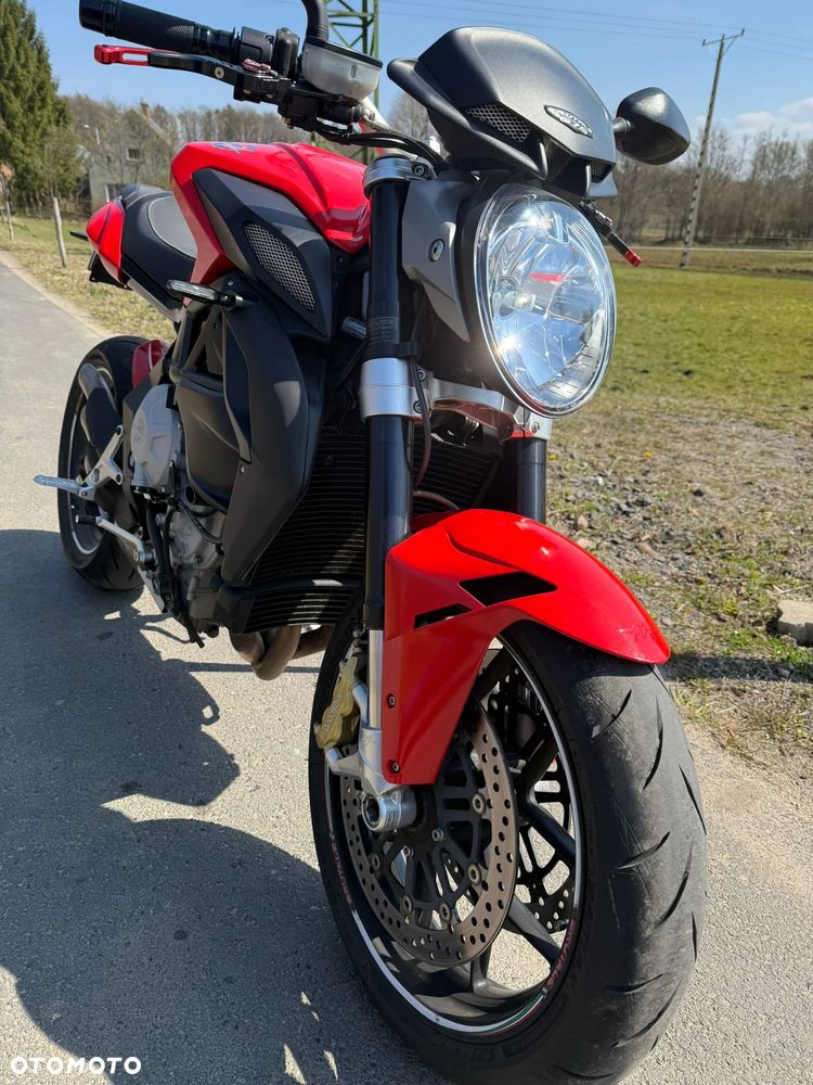 MV AGUSTA Brutale - 12