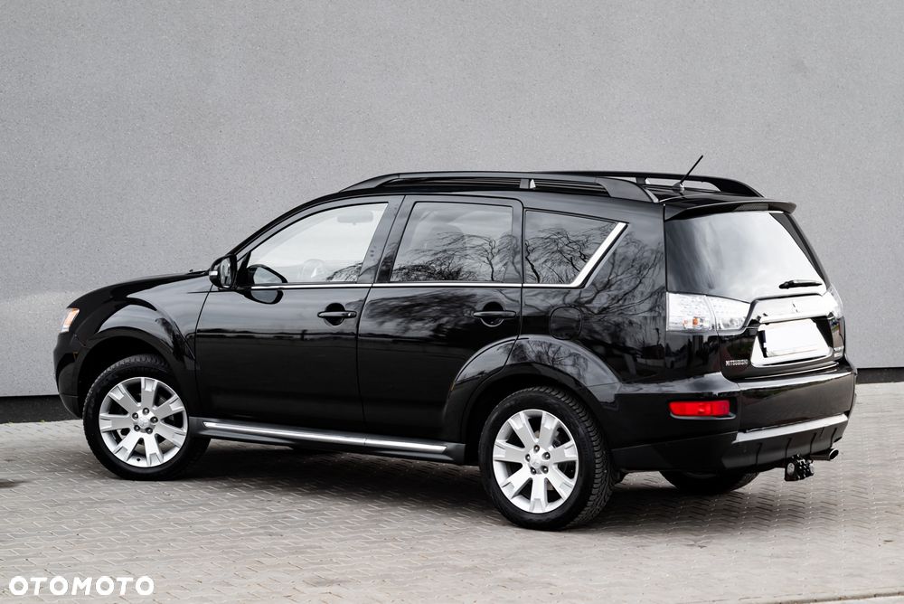 Mitsubishi Outlander 2.4 4WD CVT Intense - 13