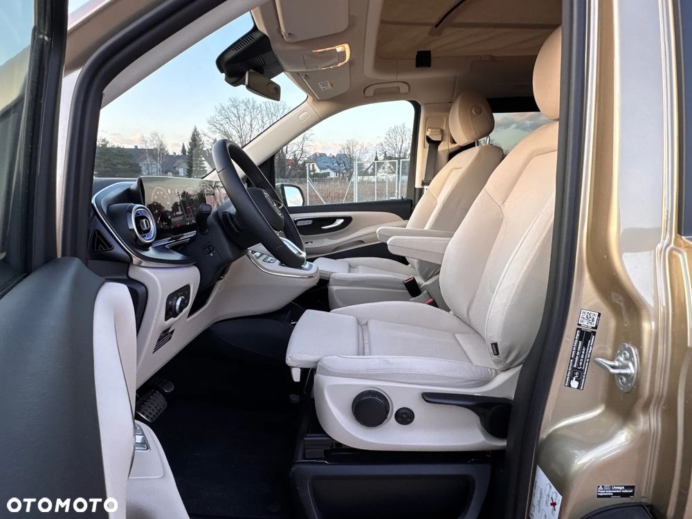 Mercedes-Benz Klasa V 300 d 4-Matic 9G-Tronic Exclusive (d³ugi) - 28