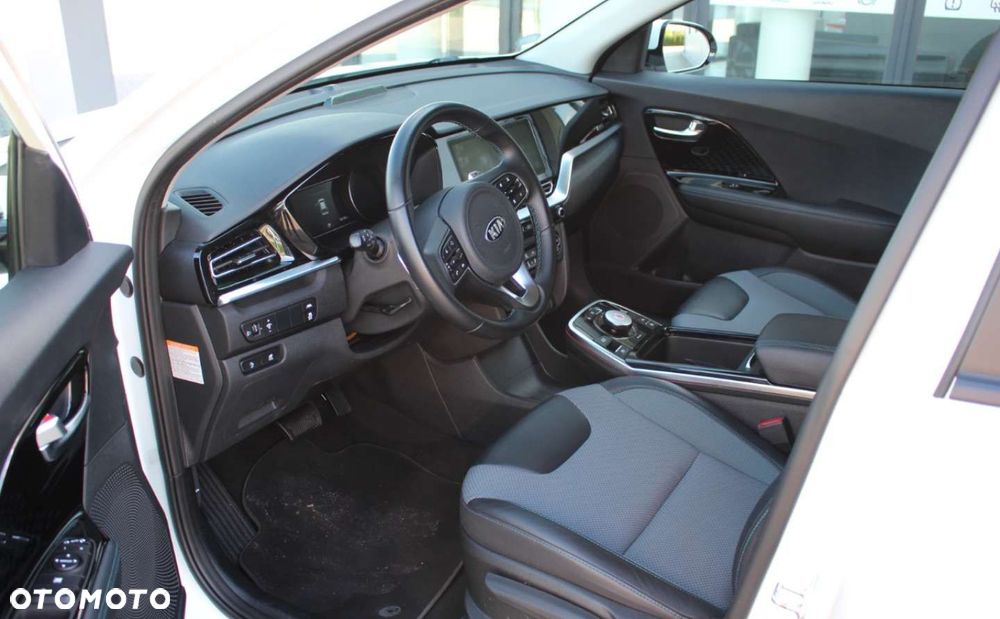 Kia Niro - 13