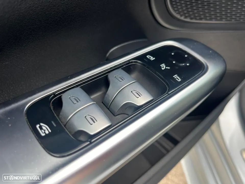 Mercedes-Benz C 200 d AMG Line - 11