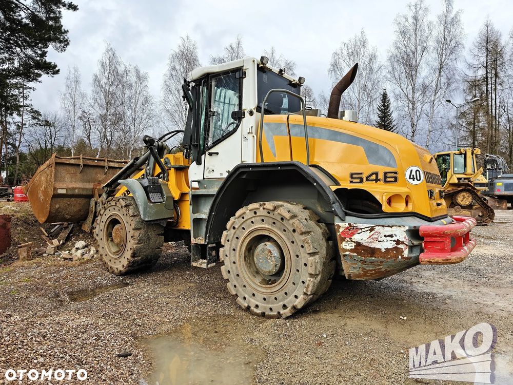 Caterpillar 906M - 8