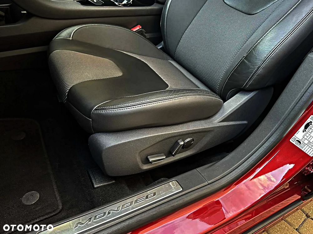 Ford Mondeo 1.5 EcoBoost Start-Stopp Titanium - 39