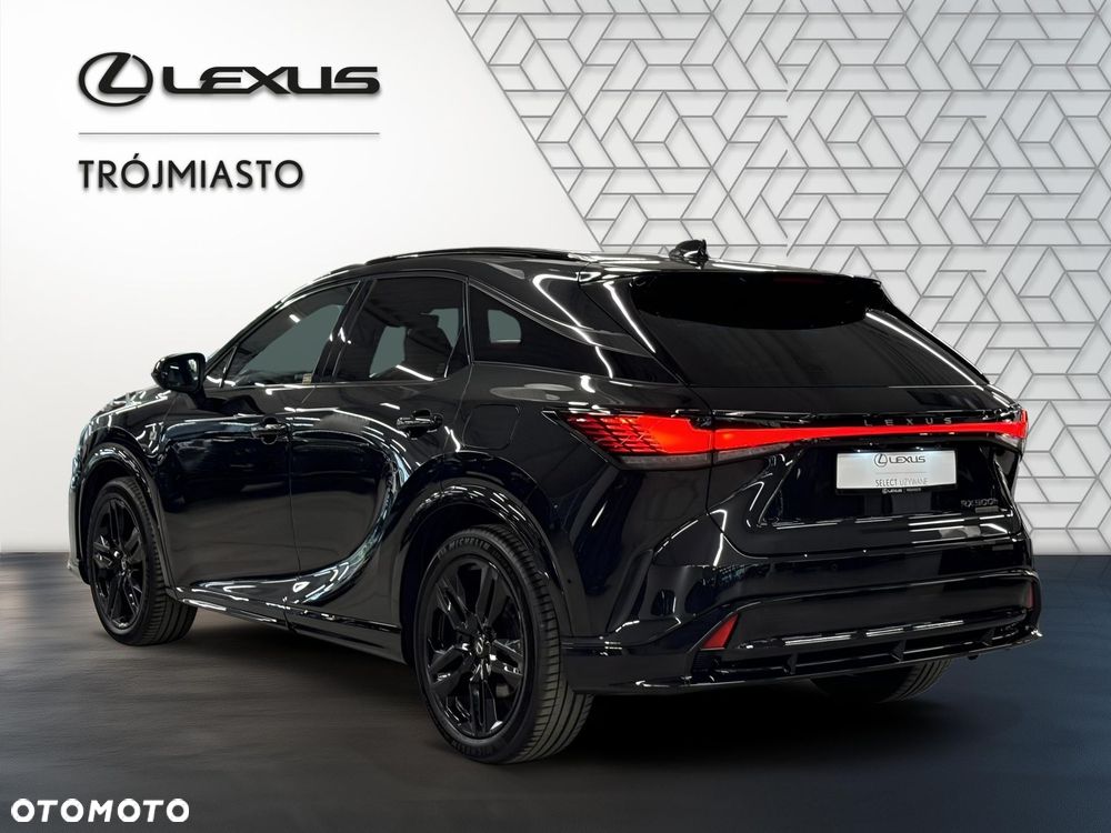 Lexus RX - 4