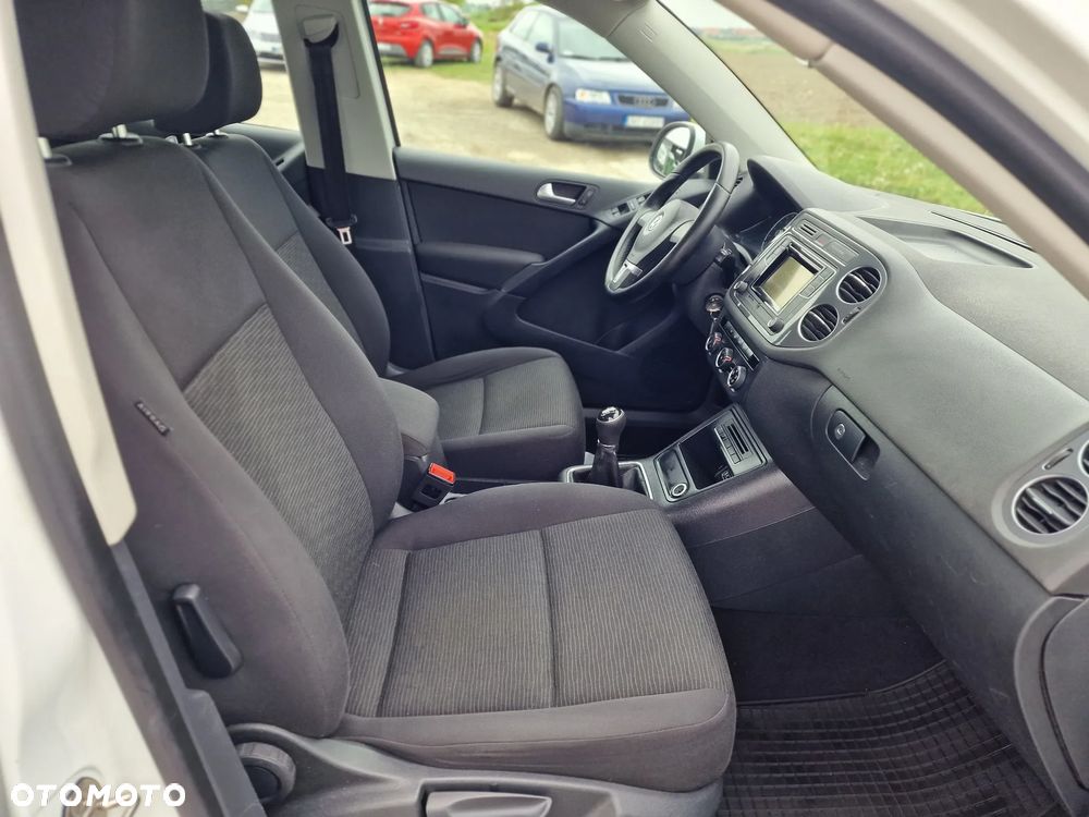 Volkswagen Tiguan 2.0 TDI SCR BlueMotion Technology Trend & Fun - 28
