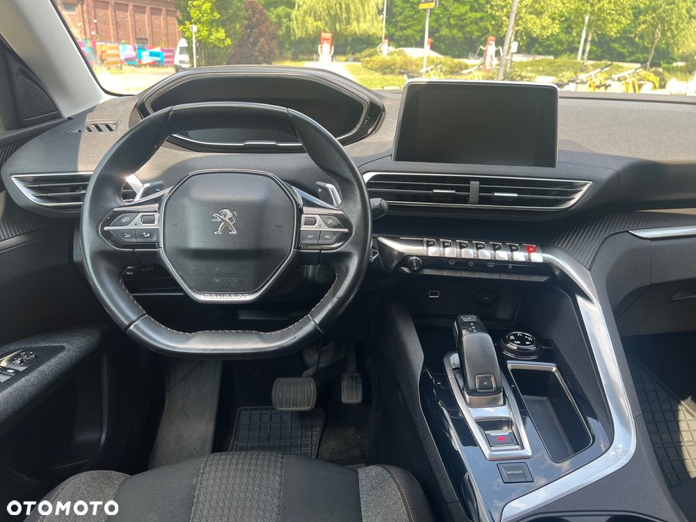 Peugeot 3008 1.2 PureTech GPF Allure S&S EAT8 - 7