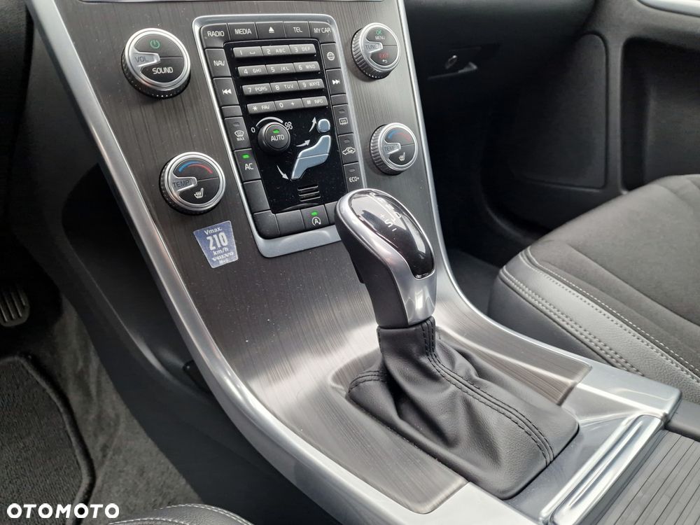 Volvo XC 60 D4 Drive-E Summum - 18