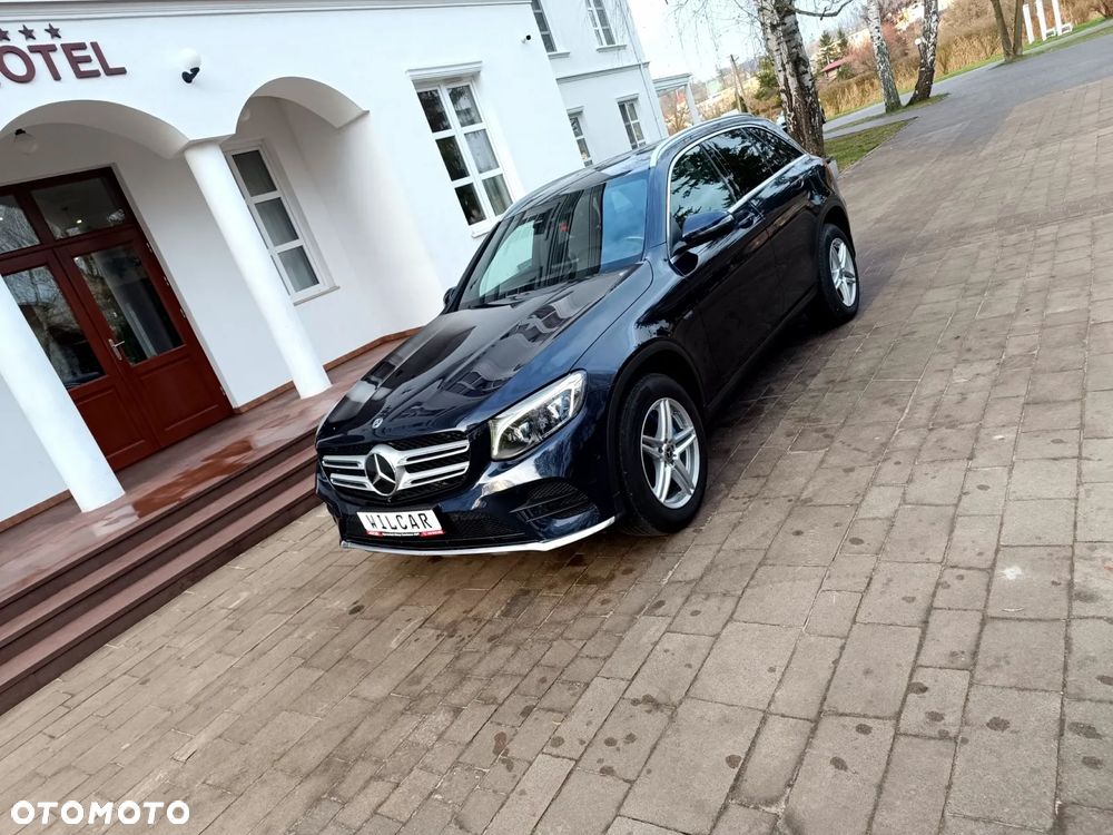 Mercedes-Benz GLC - 21