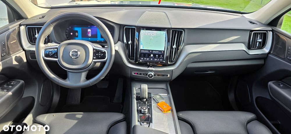 Volvo XC 60 B4 D AWD Ultimate Bright - 21