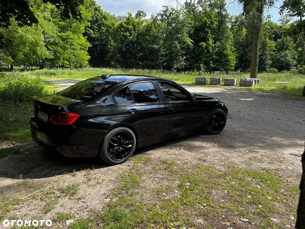 BMW Seria 3 320d Efficient Dynamic Edition - 5