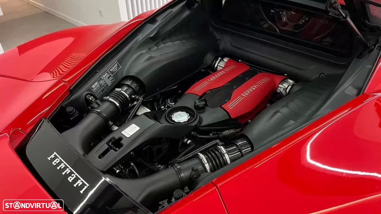 Ferrari 488 GTB - 25
