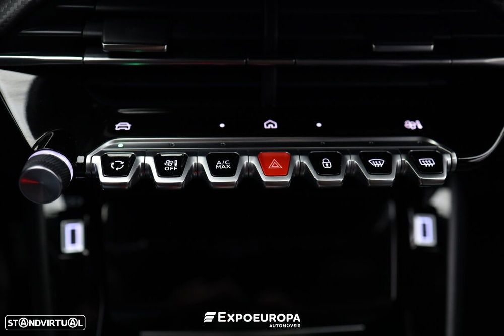 Peugeot 2008 PureTech 130 EAT8 Allure - 18