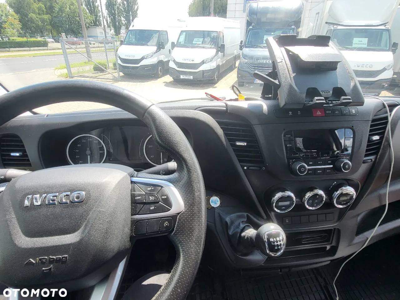 Iveco 50C18HZ SKRZYNIA 6.1 m - 9