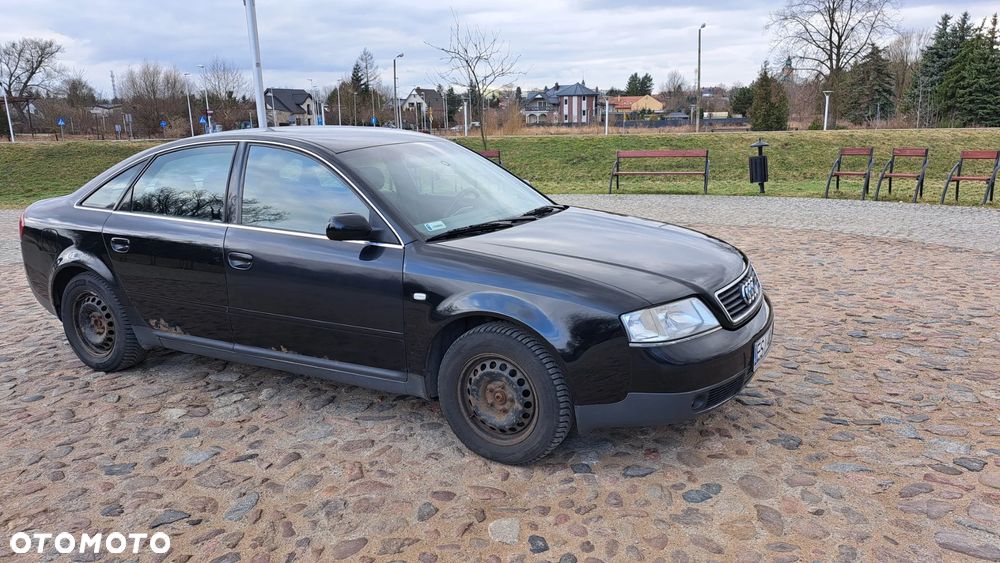 Audi A6 Limousine 2.4 - 8