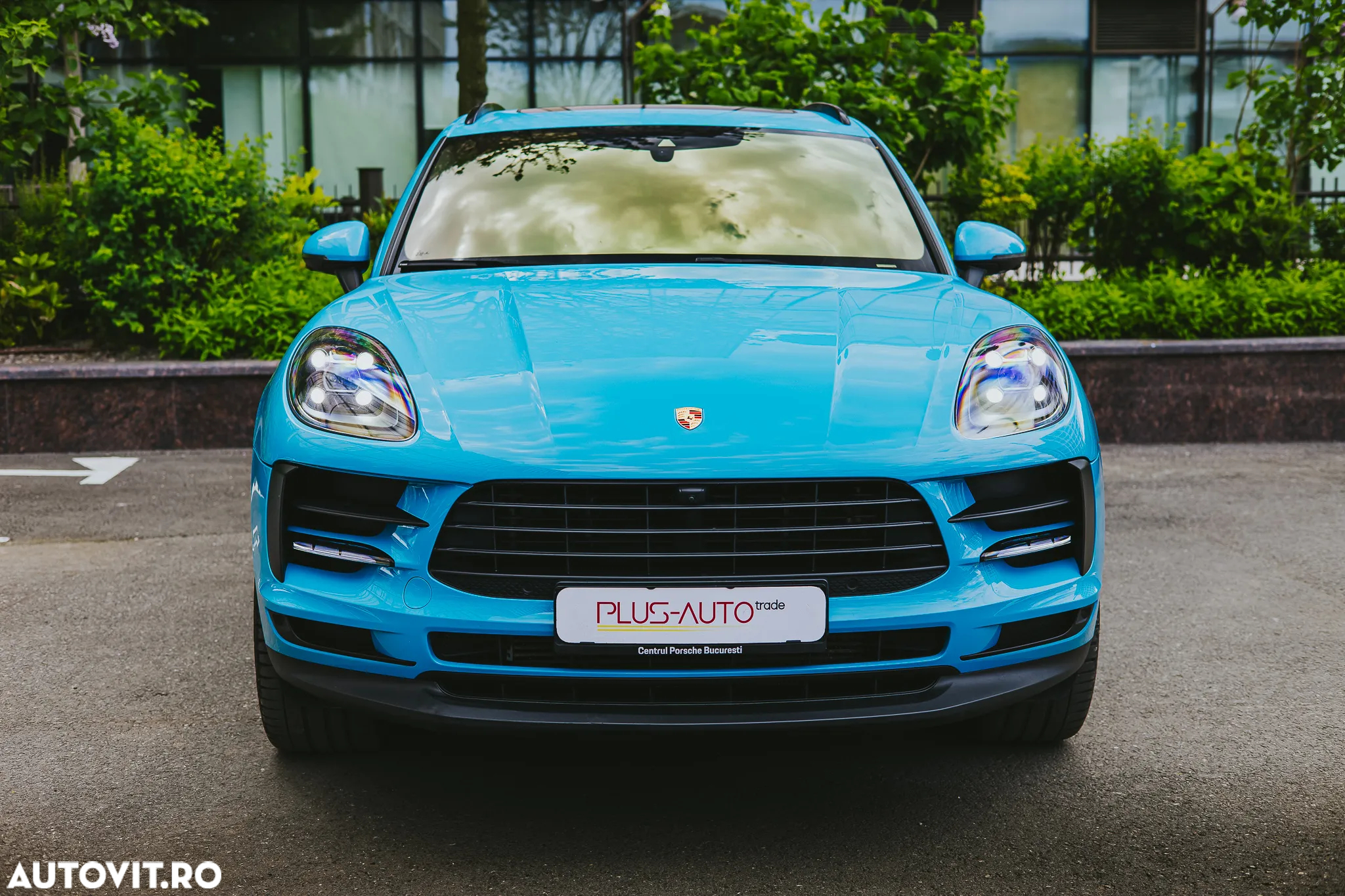 Porsche Macan Standard - 2