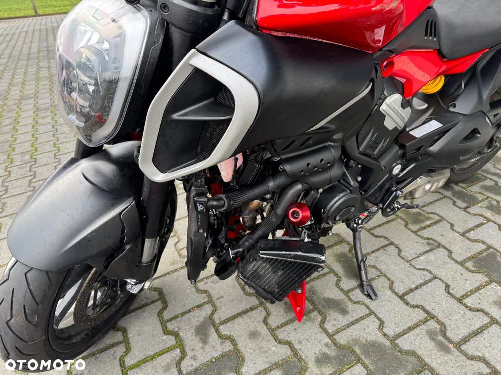 Ducati Diavel - 16