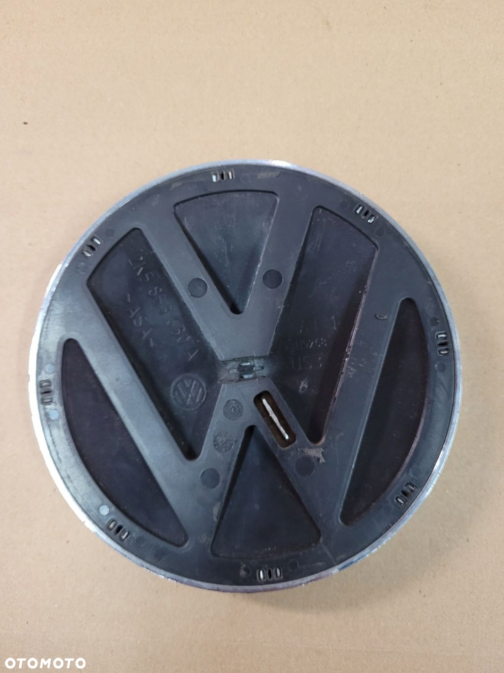 VOLKSWAGEN CADDY T5 T6 EMBLEMAT ZNACZEK LOGO ORG - 2