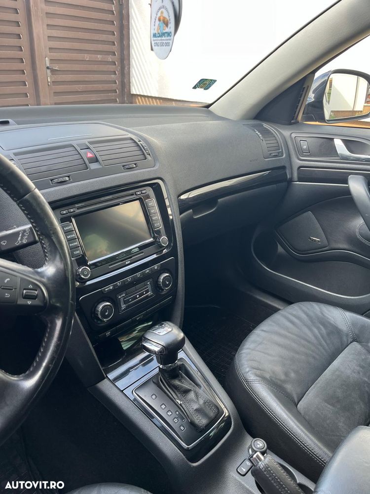 Skoda Octavia 1.8 TSI Laurin Klement DSG - 11